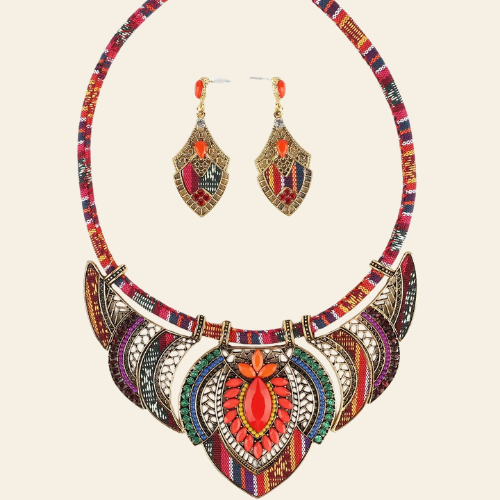 Conjunto de brincos e colares boêmios - Feminino