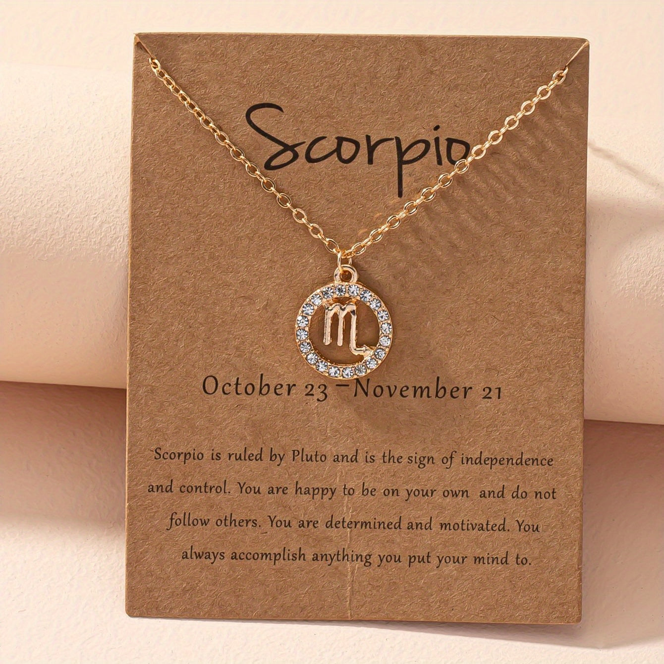 Colar com pingente das doze constelações do zodíaco