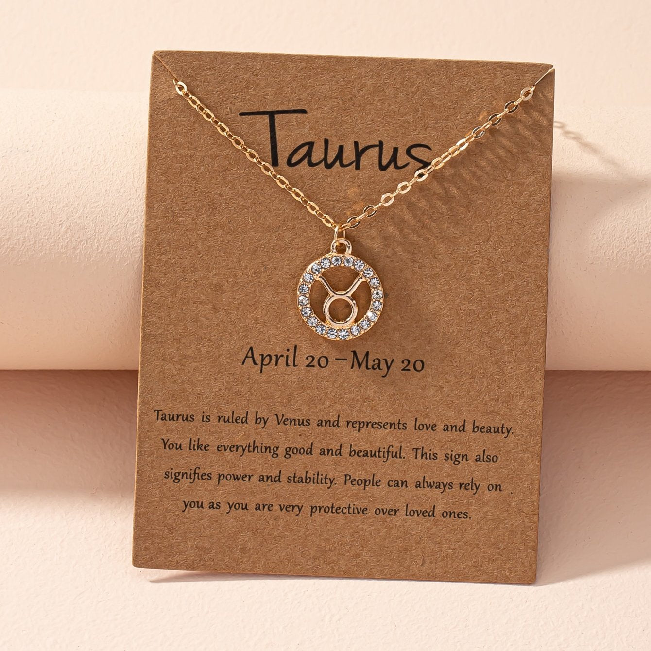 Colar com pingente das doze constelações do zodíaco