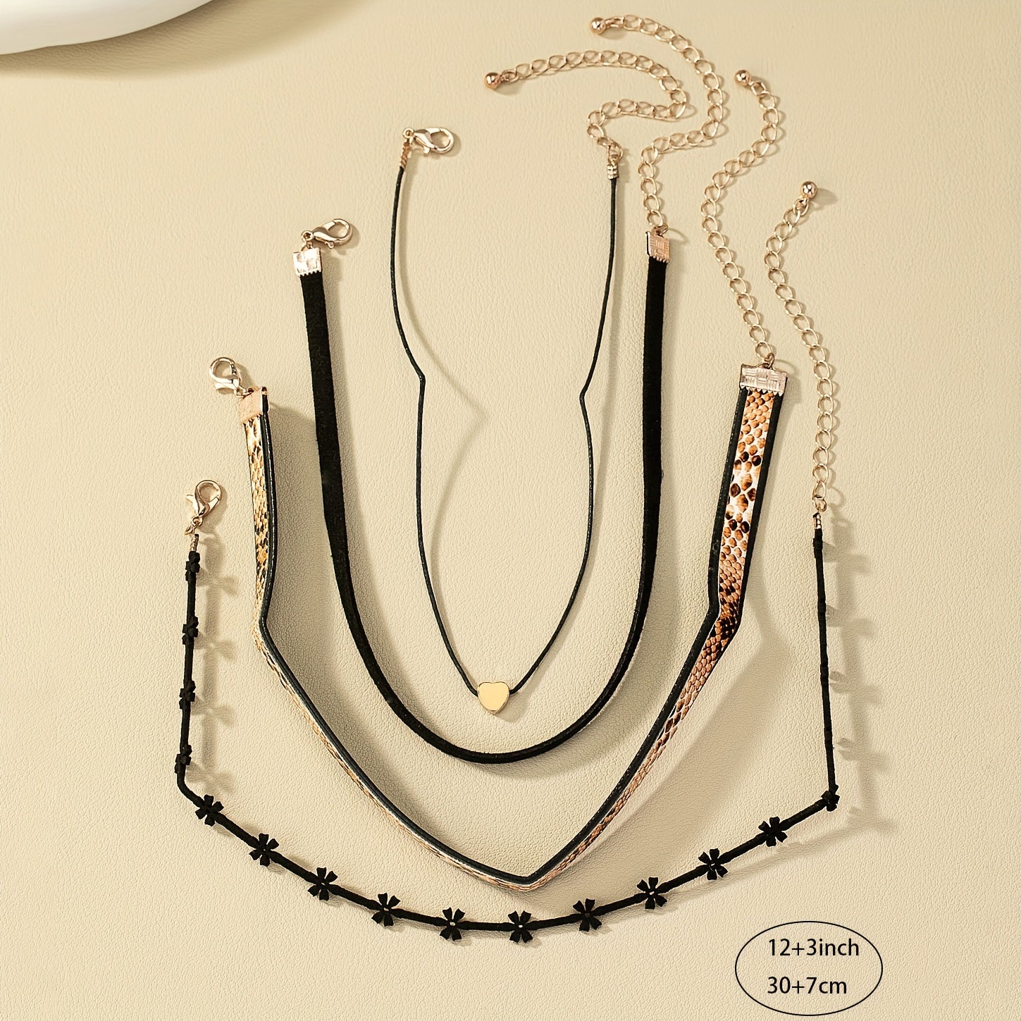 Auri - Colar Gargantilha Vintage - Feminina