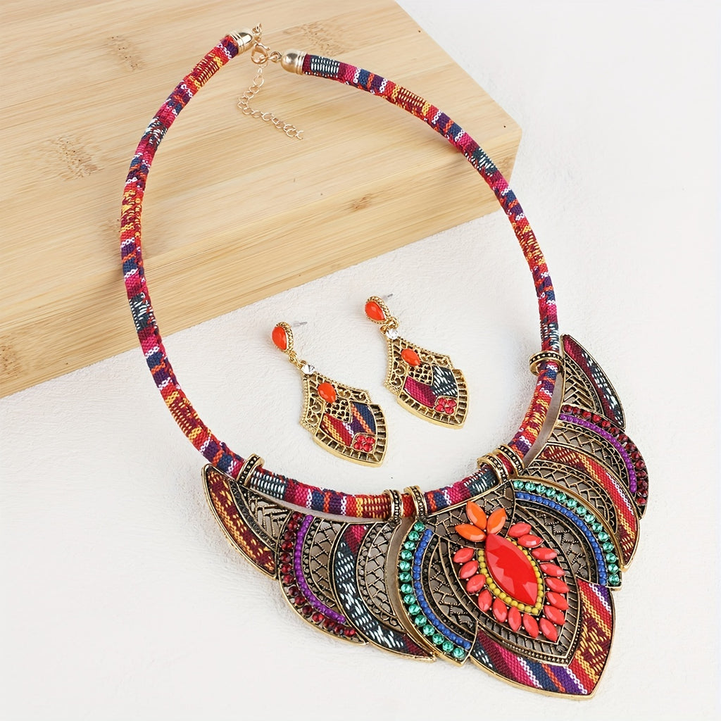 Conjunto de brincos e colares boêmios - Feminino