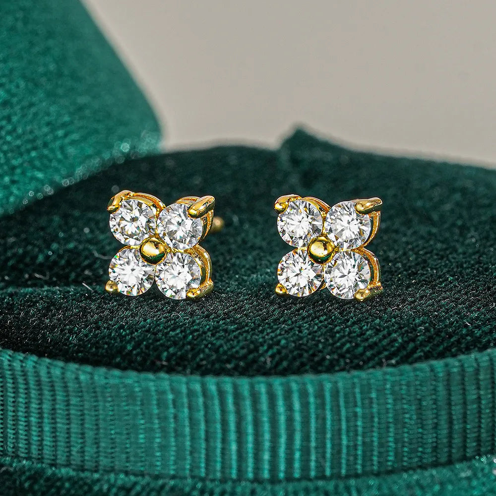 Brinco Flor Cravejada de Pedras Moissanita - Pequeno